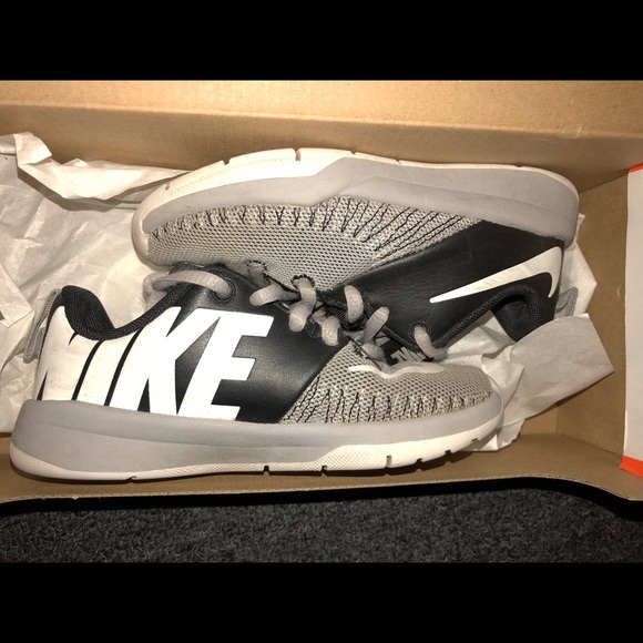 Toddler Nike’s - Picture 1 of 4